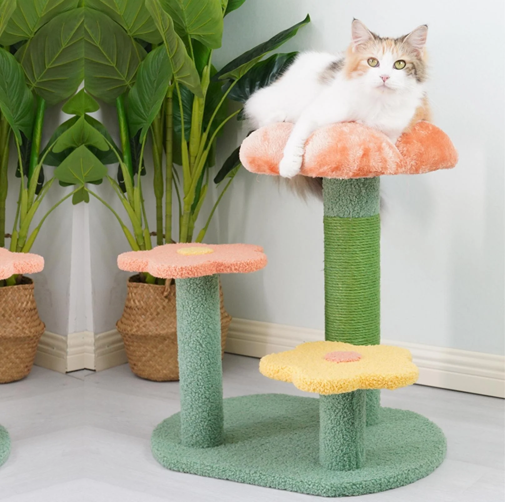 Flower-Styled Cat Tree with Soft Nest & Scratching Posts - Image 5