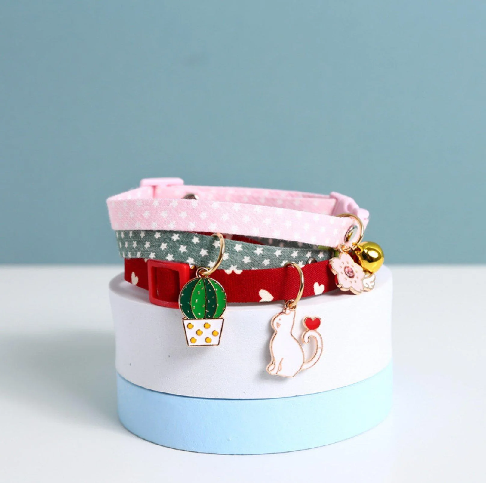 Pendant Style Adjustable Pet Collar - Image 3