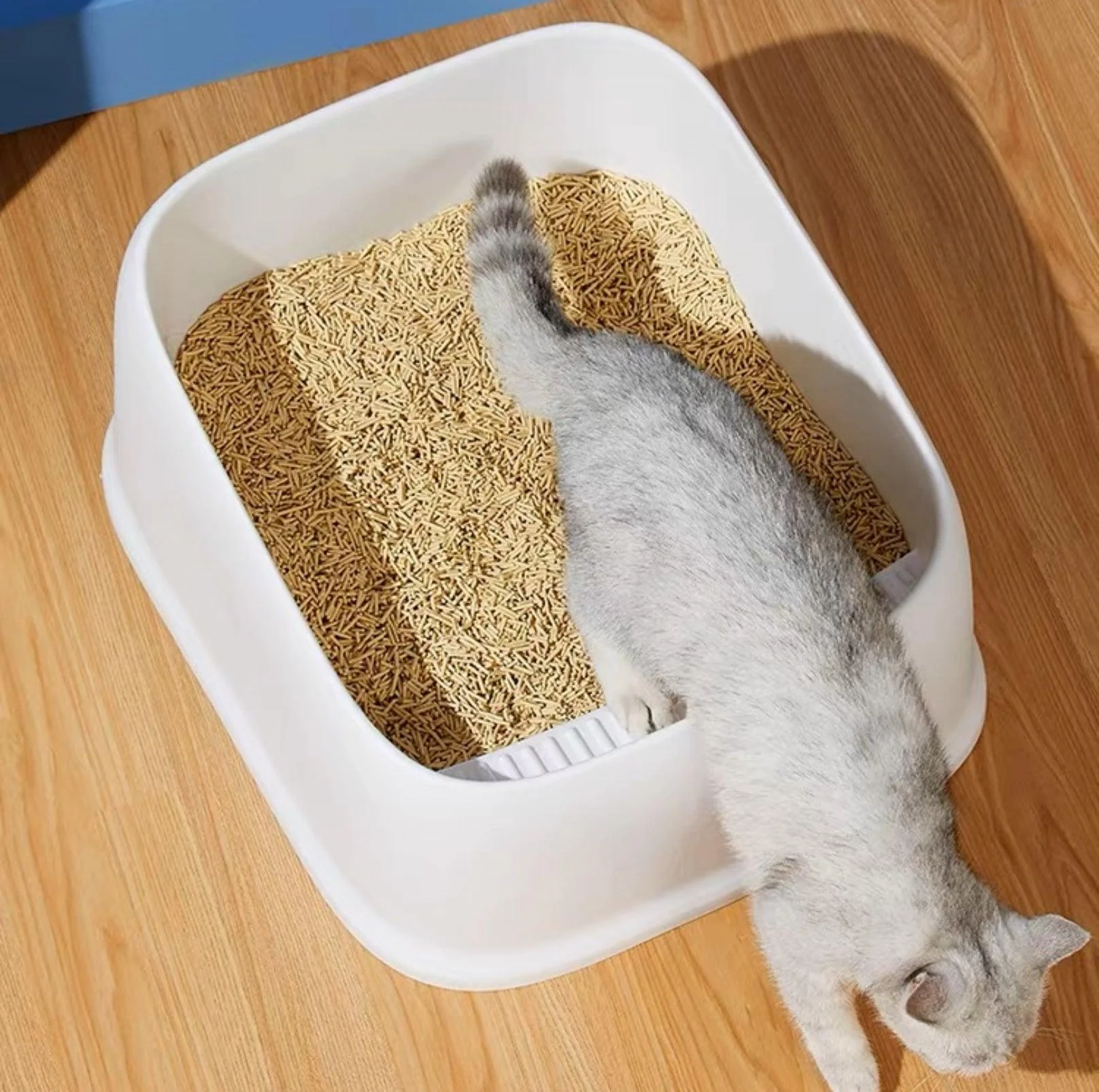 Open Cheese Toast Cat Litter Box with Large Capacity - Image 11