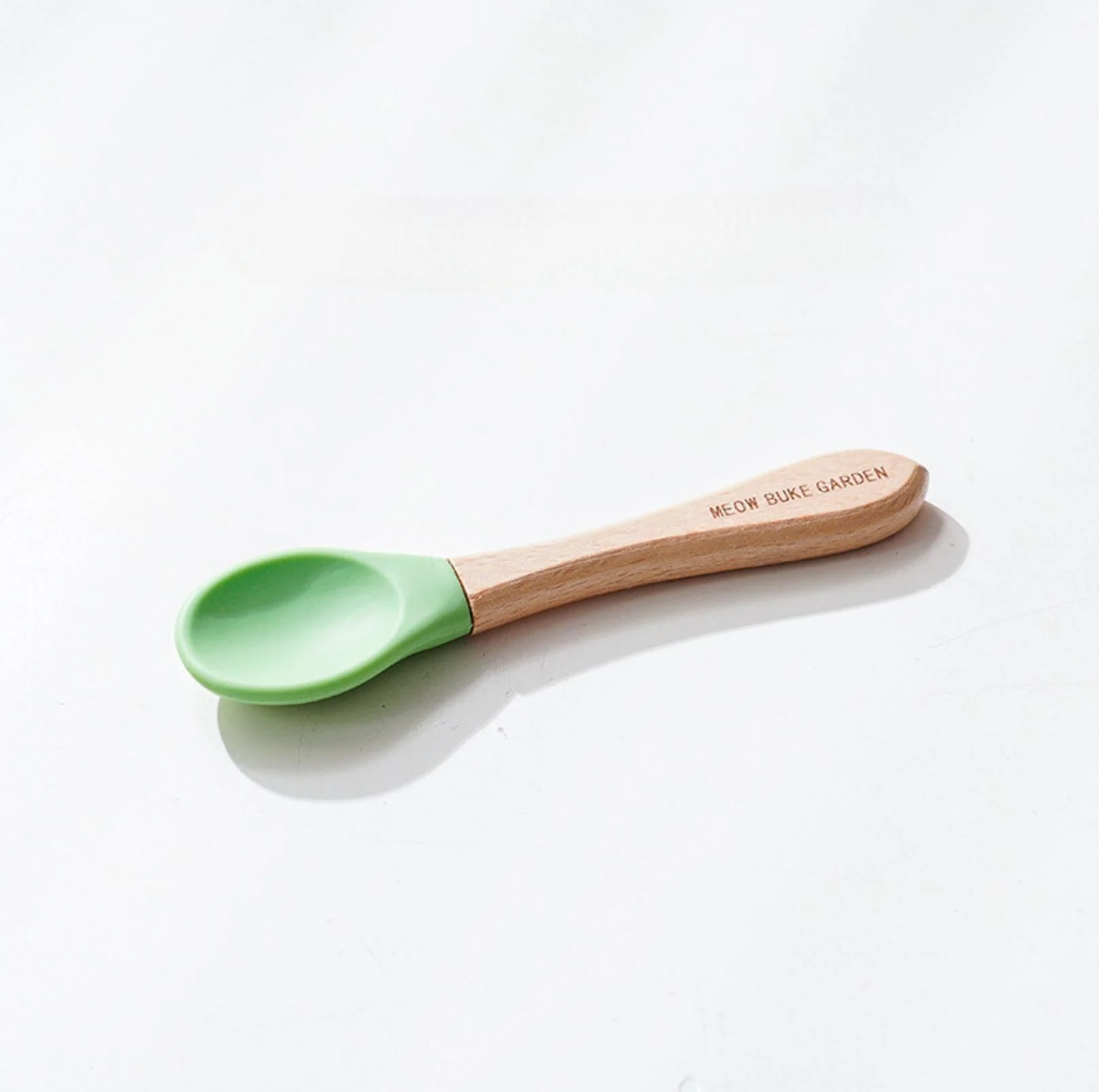 Elegant Baby-Grade Silicone Pet Food Spoon with Wooden Handle - Image 5