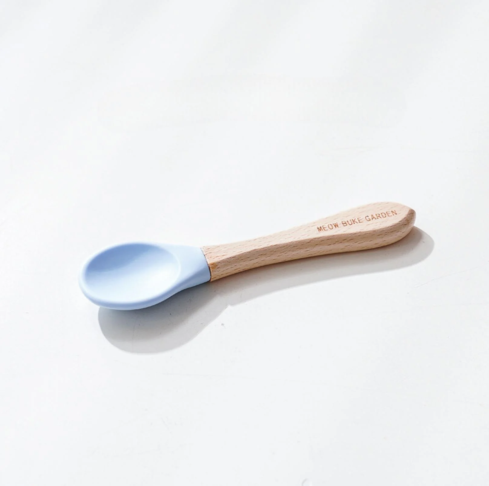 Elegant Baby-Grade Silicone Pet Food Spoon with Wooden Handle - Image 7