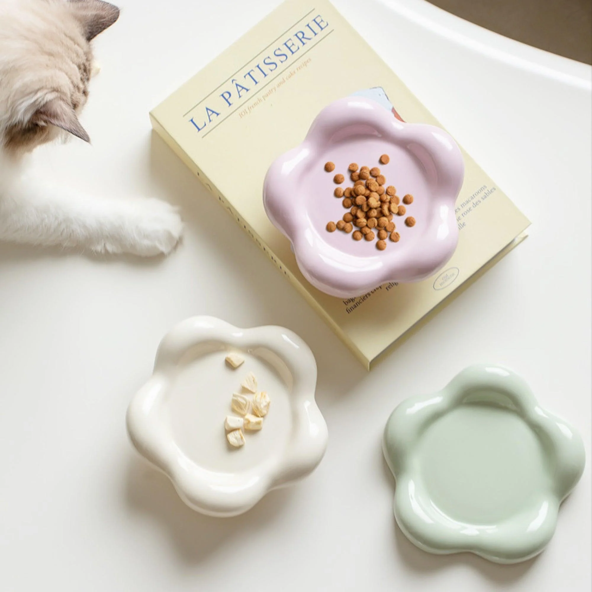 Flower-Shaped Ceramic Pet Food Plate Cat Bowl - Image 5