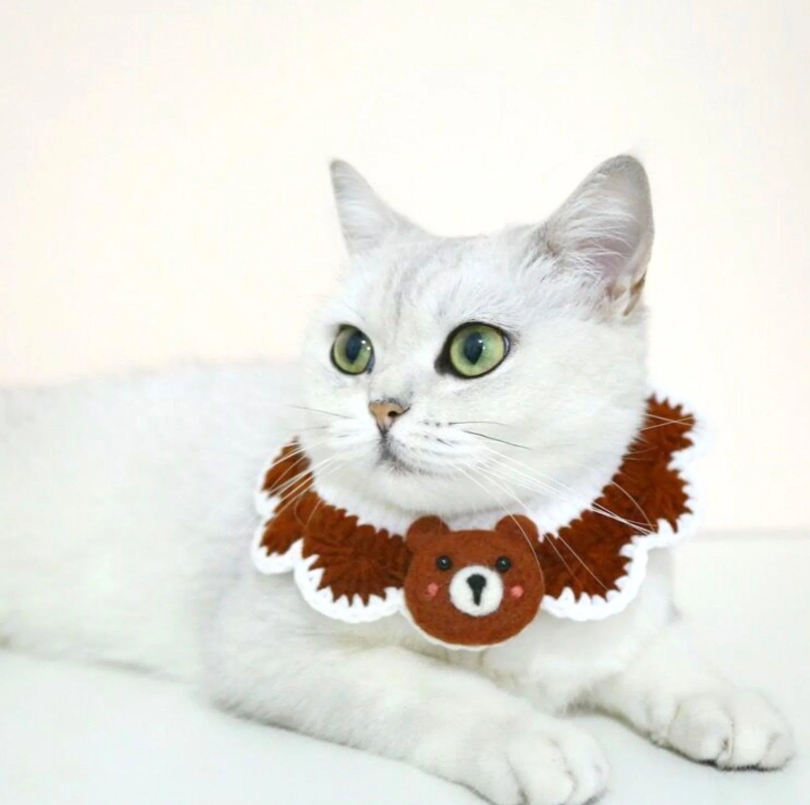 Little Animal Friends Style Knitted Woolen Bibs for Pets - Image 4