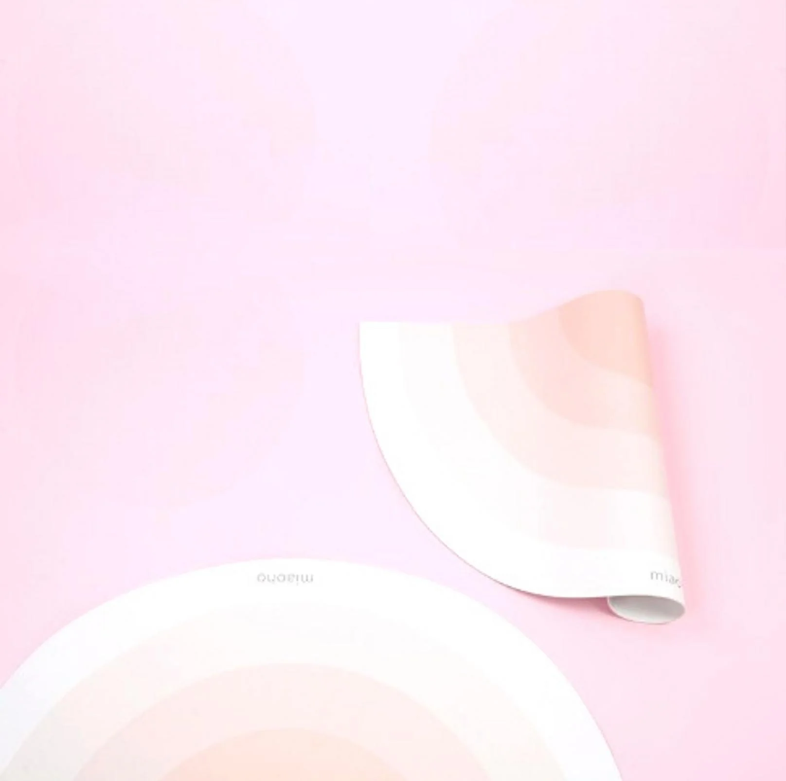 Miaoho Waterproof Semi-Circular Rainbow-Styled Pet Food Mat - Image 5