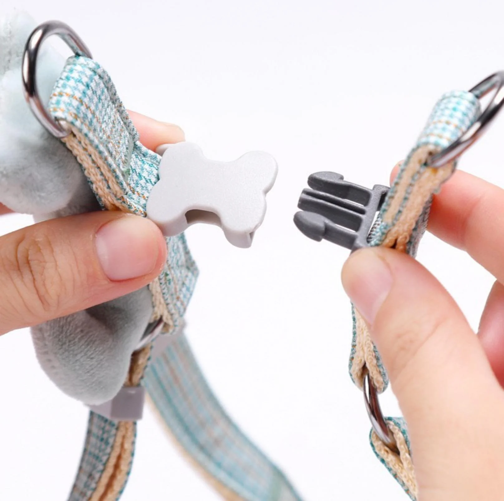 Stunning Pet Leash with Embroidered Cartoon - Image 14